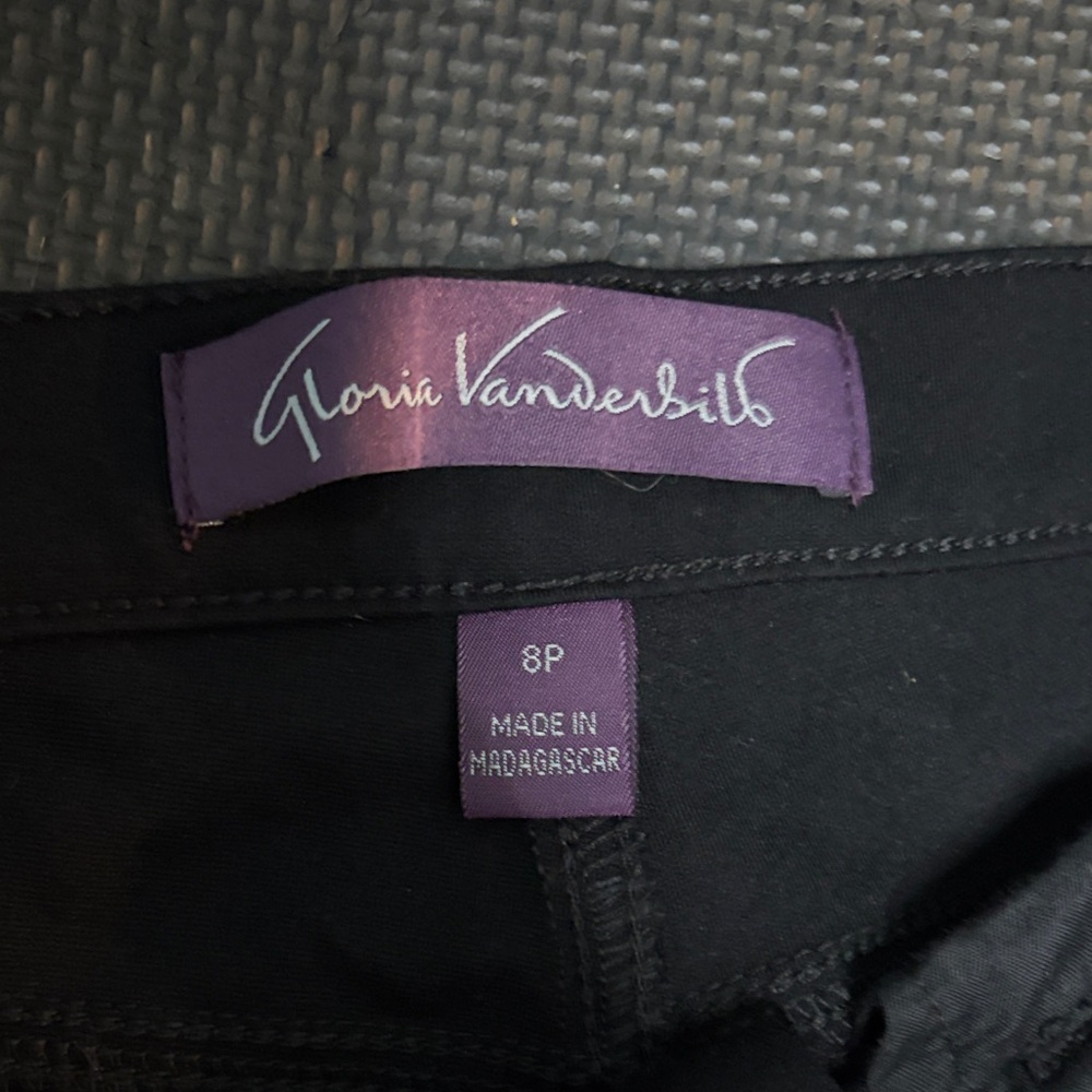 Gloria Vanderbilt Elegant Black Trousers - Picture 2 of 4